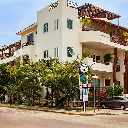 Las Olas Condominium #207